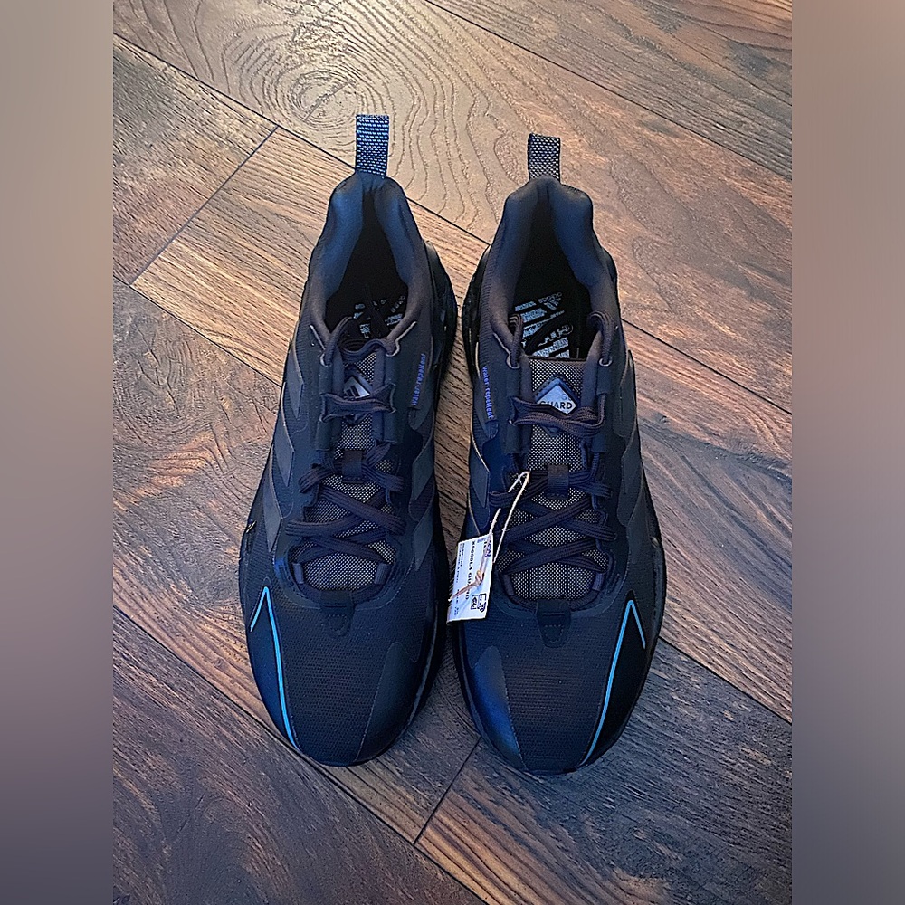 Adidas NWT-X9000L4 Guard athletic shoes men’s size 9